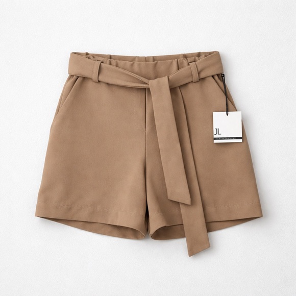 Jules & Leopold Pants - NWT - Jules & Leopold Taupe Paperbag High-Waist Tie Shorts - Size S